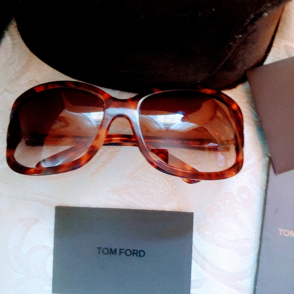 TOM FORD BROWN GRADIENT TORTOISE SUNGLASSES CASE BOX CLOTH & PAPERS - Picture 7 of 10